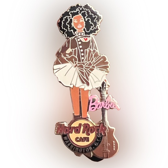 NWT 2009 Barbie Convention Hard Rock Cafe Washington DC pin set - Picture 5 of 5